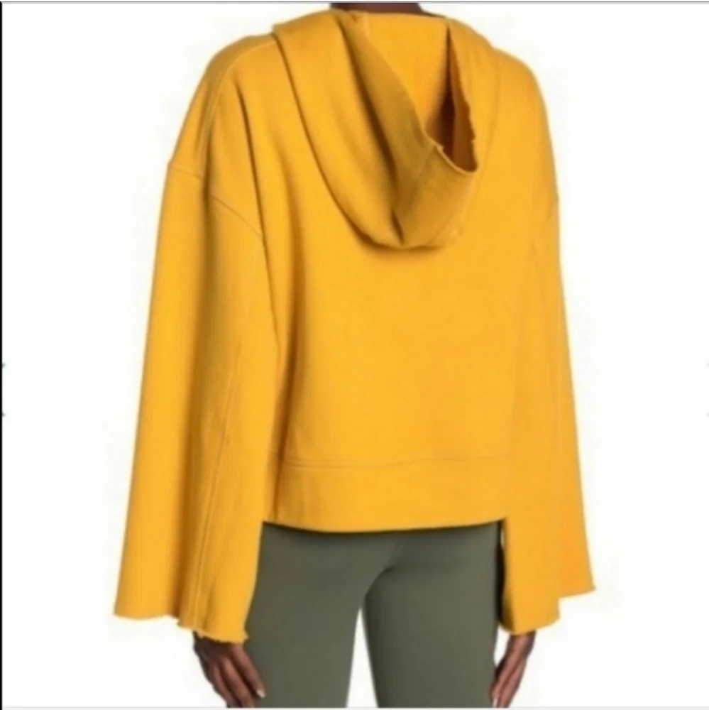 Alo Yoga Low Key Wide Sleeve Hoodie Size Small Tuscan Sun NWT